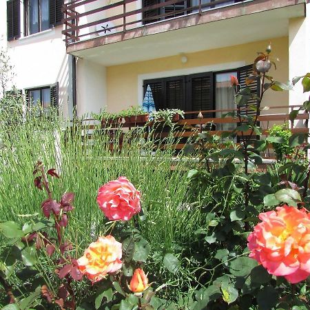 Mirela House With Apartment Umago Esterno foto