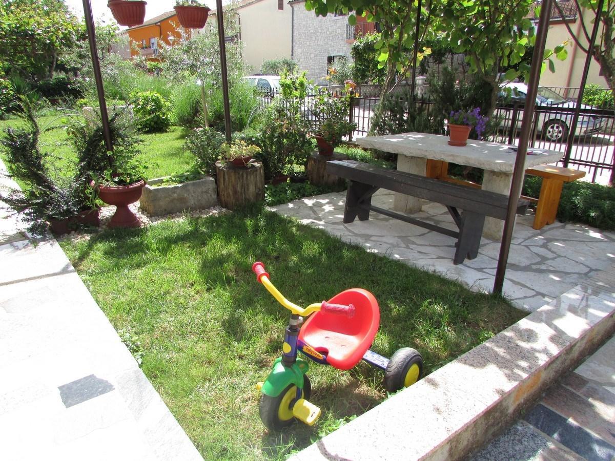 Mirela House With Apartment Umago Esterno foto